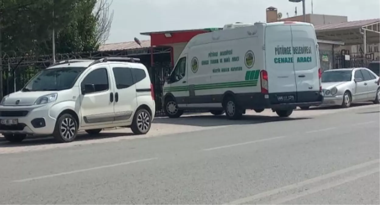 malatyada bicakli cinayet arkadasini oldurdu bLU9pXbY