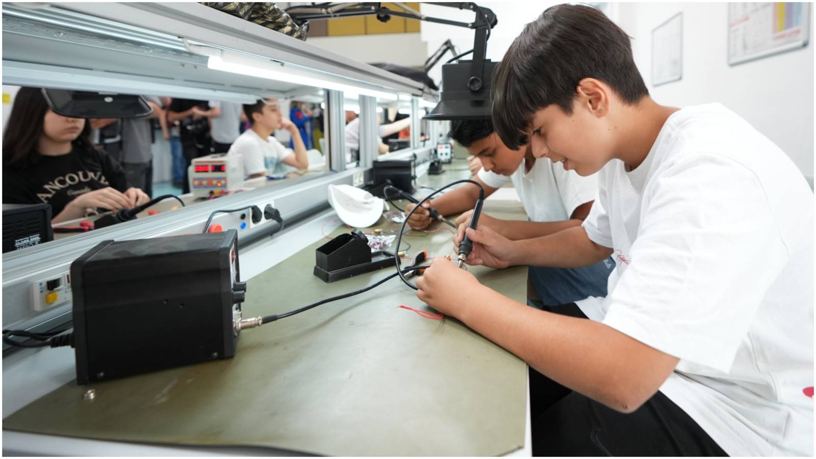 ortaokul ve liselerde yeni donem meb ogrencilerin mesleki yonelimlerini belirleyecek 9yeCE9IT