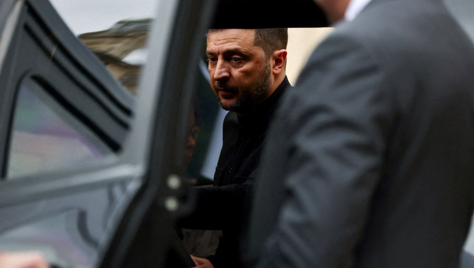 tam da emekli maaslarinin odendigi anda rusya donetski vurdu 20 kisi oldu AOZYuVr2