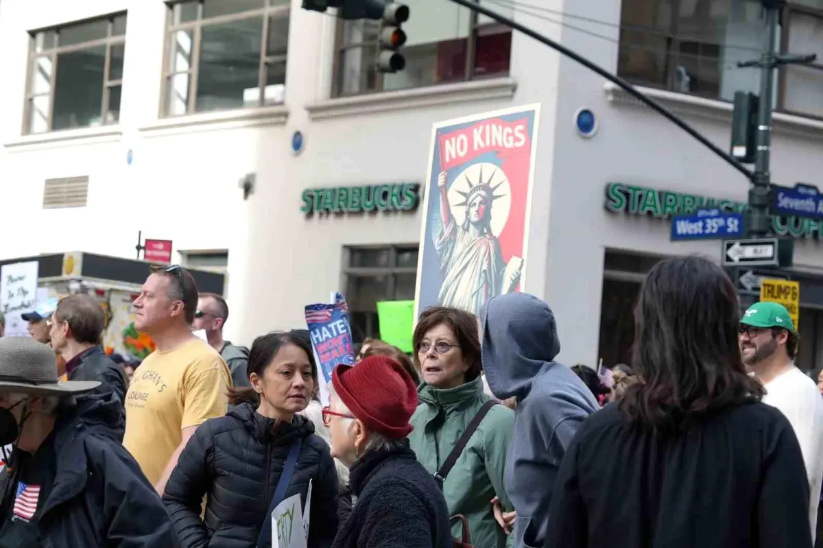 abdde no kings protestolari 4a2wLhcY.jpg