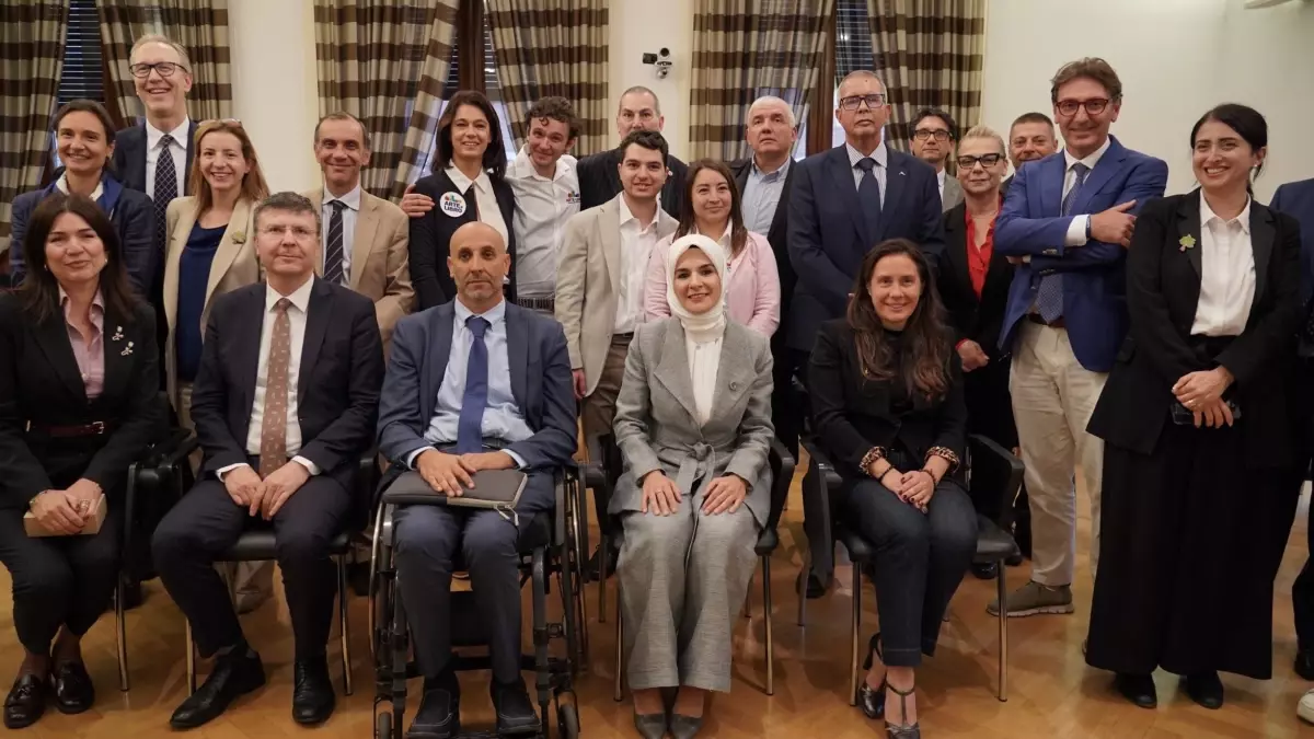 bakan goktas italyada engelli bireyler icin is birligi gorusmeleri yapti 1FUqrUfu.jpg
