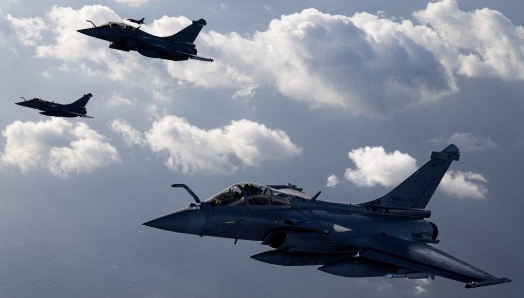 f 16 gripen ve rafale zelenski savas ucagi istiyor C2POQyUK.jpg