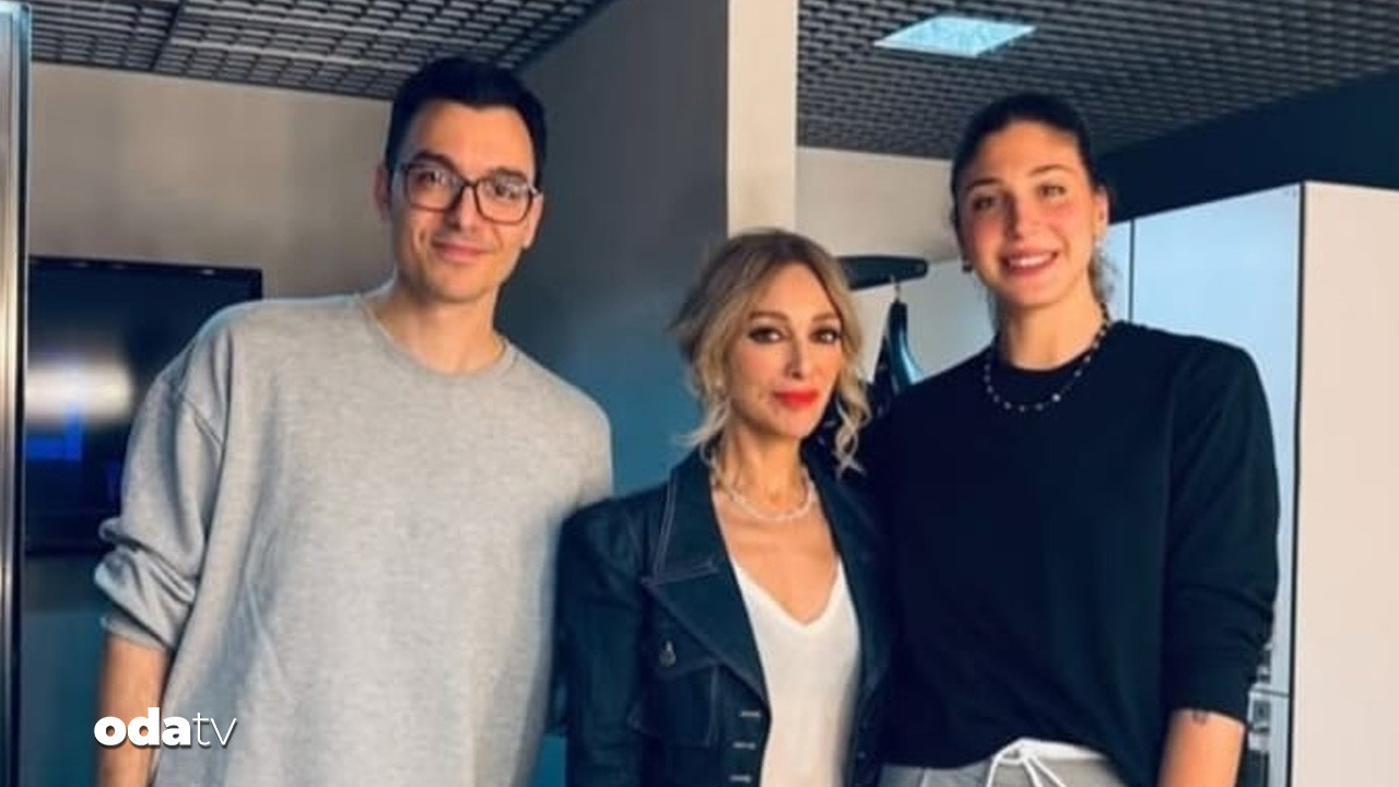 galatasarayli ilkin aydin tozu izledi kulisten fotograf paylasti LGuixR2G.jpg