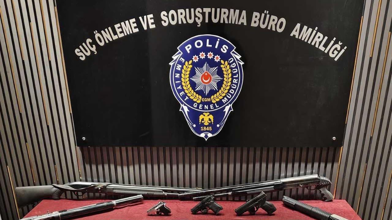 gaziantepte uyusturucu operasyonu 4 kisi yakalandi GC7ACiWj.jpg