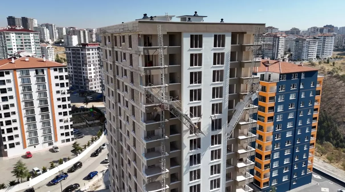 mamakta is kazasi 2 isci hayatini kaybetti LV592mvx