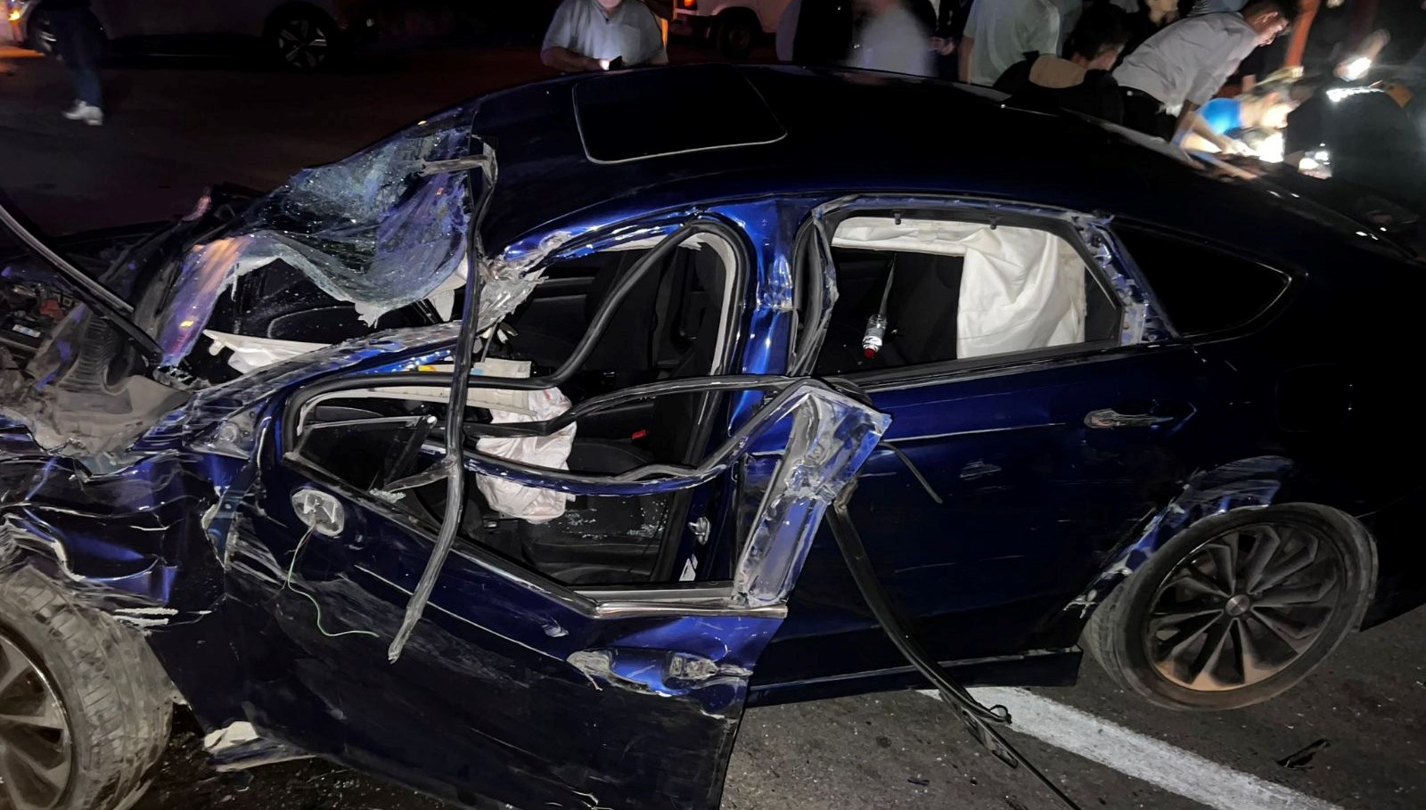 otomobil tira ok gibi saplandi ydszuAOr