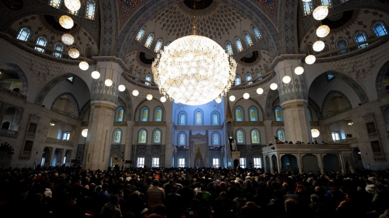 ramazan bayrami ne zaman kurban bayrami hangi tarihte iste 2026 bayram tarihleri 7RGQk4VG.jpg