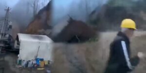 giresunda-heyelan-felaketi-isciler-kil-payi-kurtuldu-OITcy41U