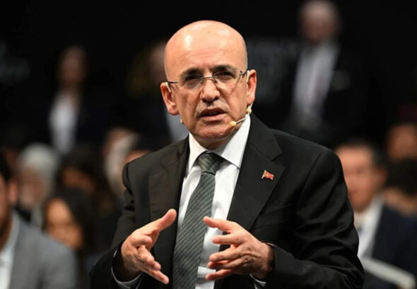 mehmet-simsek-esnafin-bekledigi-faiz-oranini-acikladi-gozunun-yasina-bakmayacak-sqkhJICv
